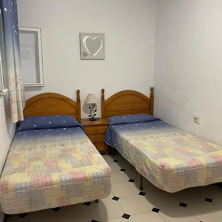 Estudio Moderno Y Centrico Familias *